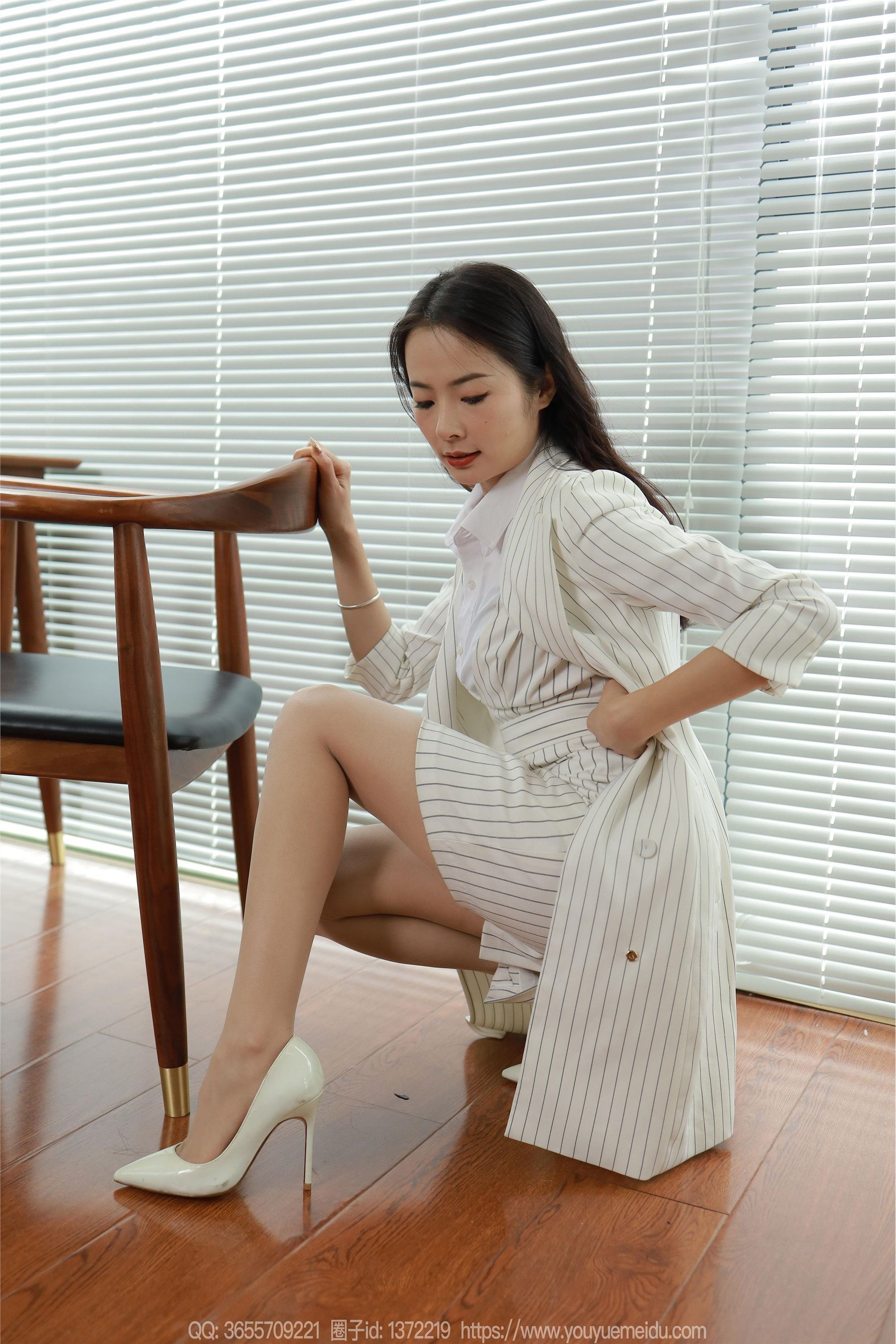 IESS异思趣向  2023.12.24 丝享家 1619 小金《ol套装（上）》